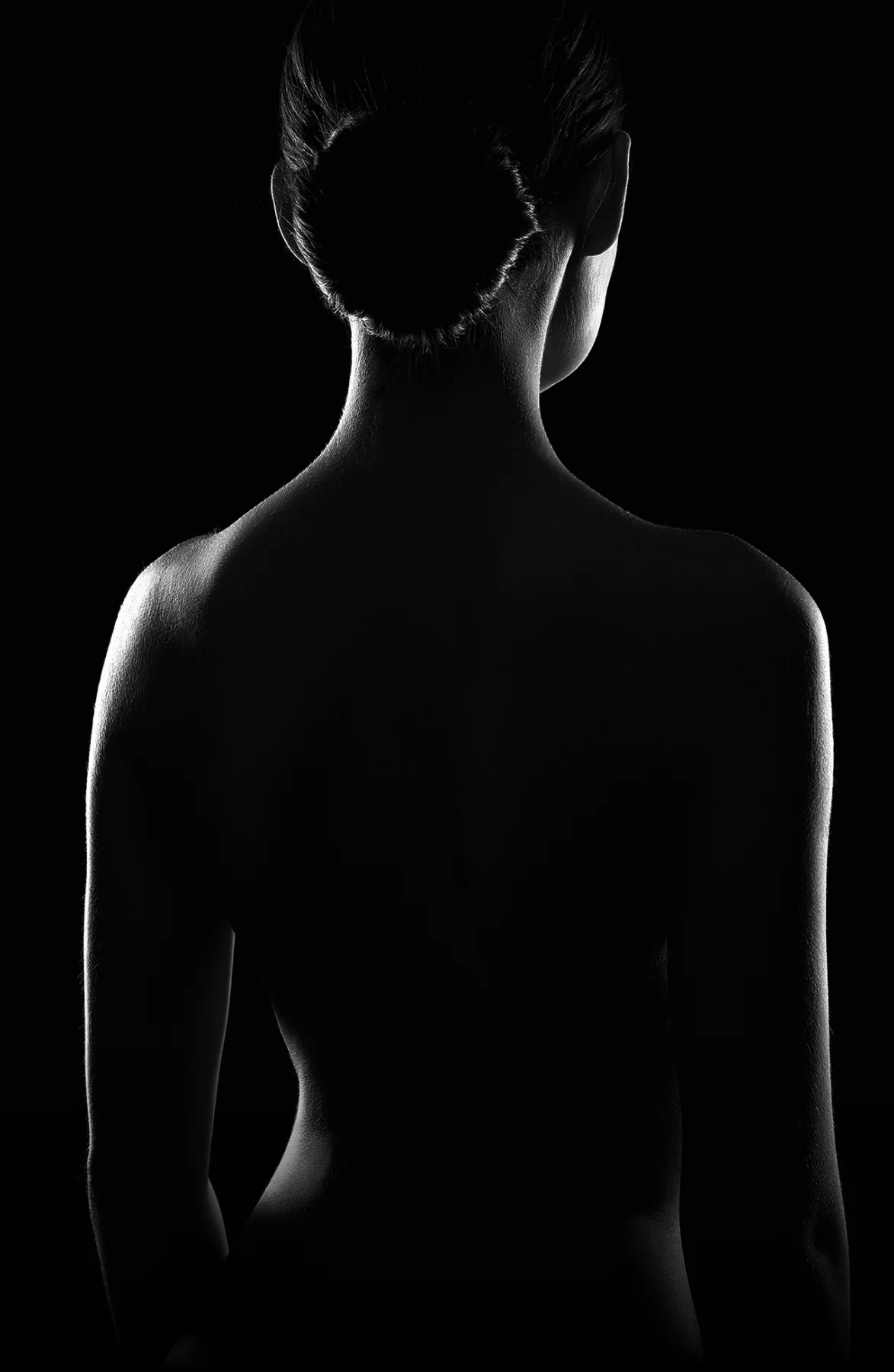 Golden body proportion – woman’s back view