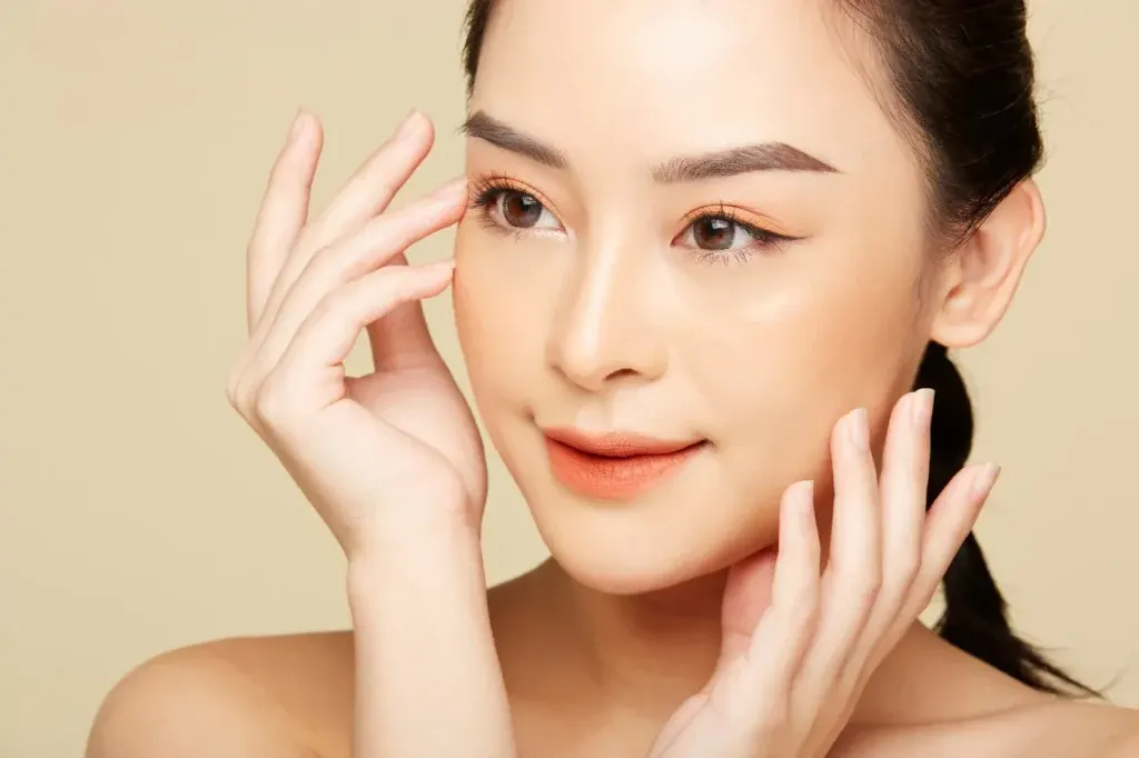 眼袋、黑眼圈、淚溝該怎麼消除？3招有效告別老態熊貓眼，重拾明亮自信雙眸！