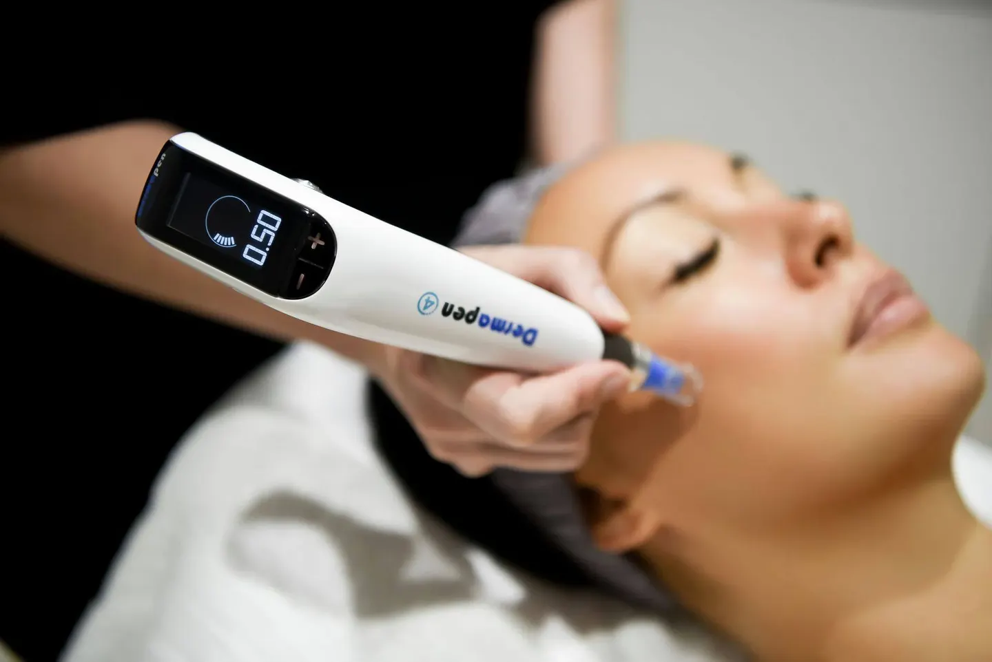 得美微針筆Dermapen4凹痘疤新武器，3分鐘了解6大特色、原理、適合對象