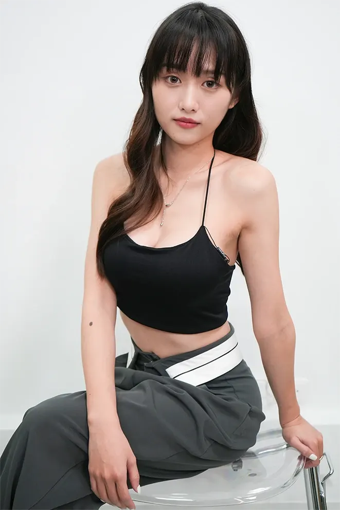 曼陀經典(光滑)隆乳案例照