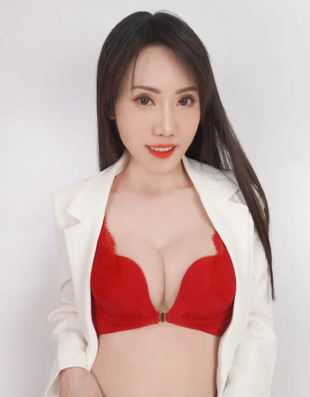 素人曼陀隆乳心得分享－自信爆棚！重建圓潤歐美系美胸