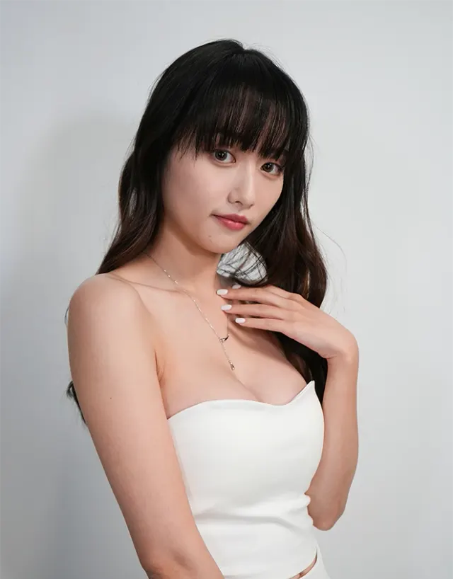 曼陀經典(光滑)隆乳案例照