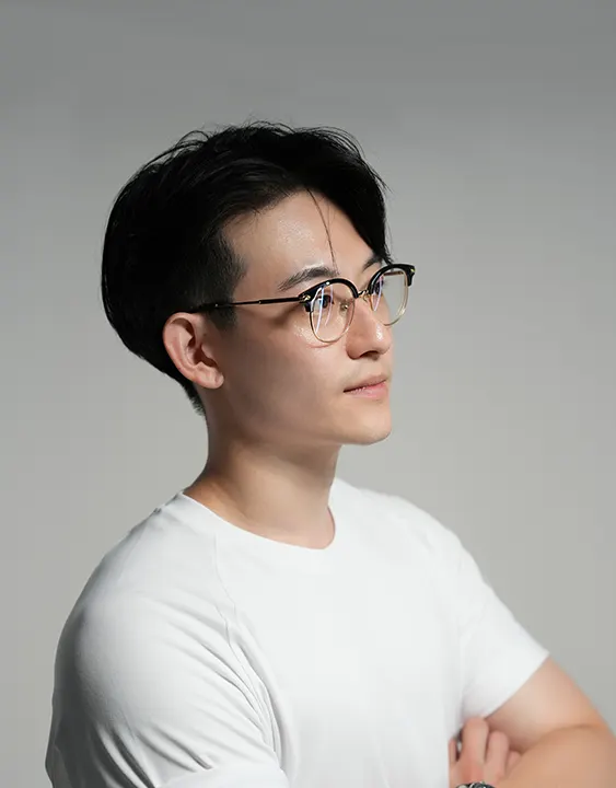 男性女乳手術心得分享-擺脫男性女乳困擾，自信穿上淺色貼身上衣